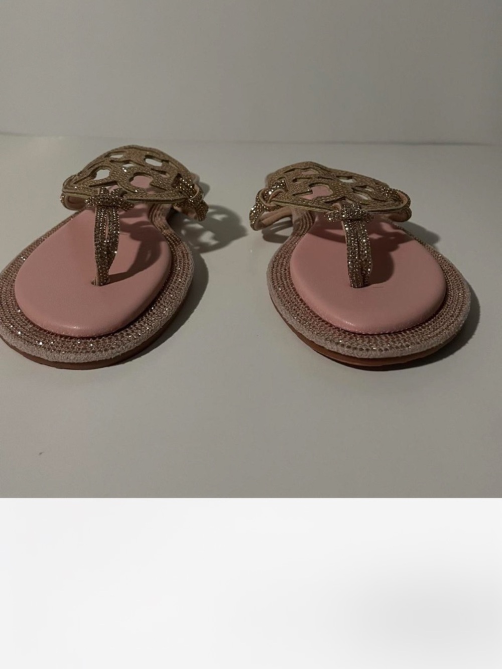 Tory Burch BON BON Light Pink Thong Sandals with Gold Embellished Logo